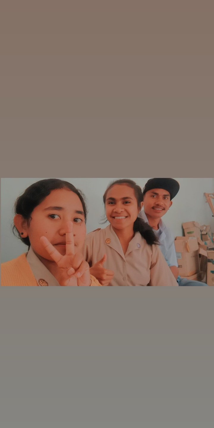 AWAL, AKU MENGENAL MEREKA