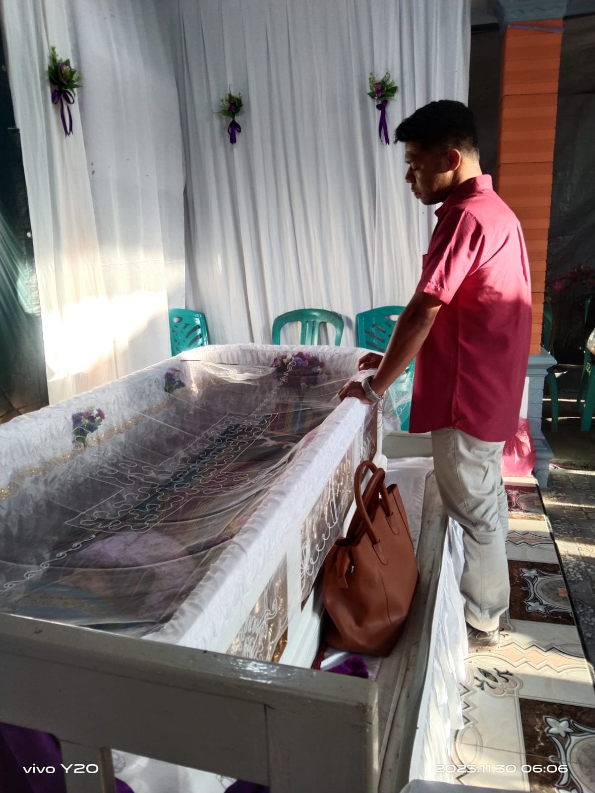 PERSEMBAHAN TERAKHIR UNTUK IBU