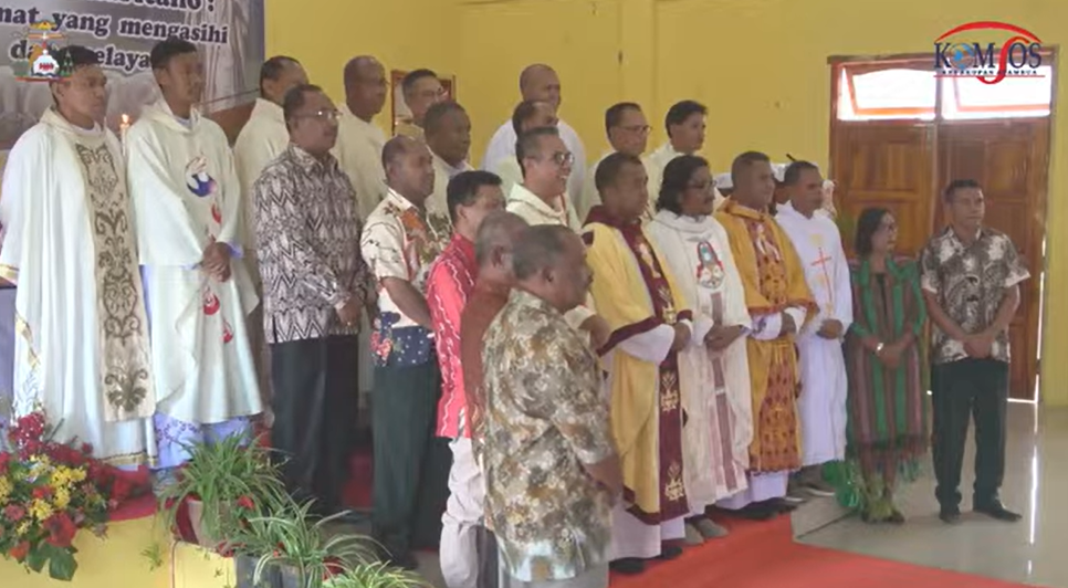RAYAKAN PERAK IMAMAT DI STP ST. PETRUS KA, BEGINI KATA PARA YUBILARIS